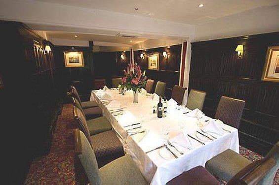 Warren Hotel 3*