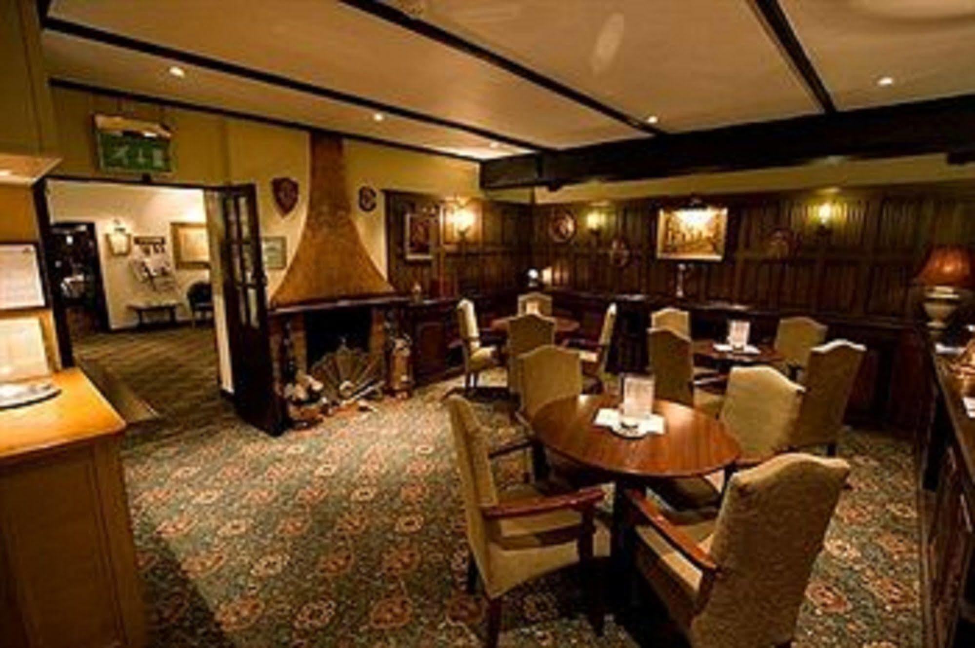 Warren Hotel Shepperton